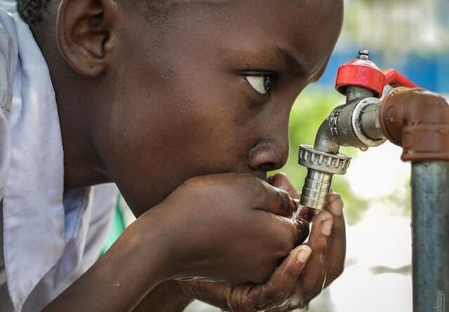 Fluoride: very high levels in water associated with cognitive impairment in children