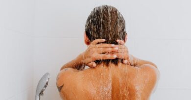 Is it better to shower in the morning or at night? Here’s what a microbiologist says