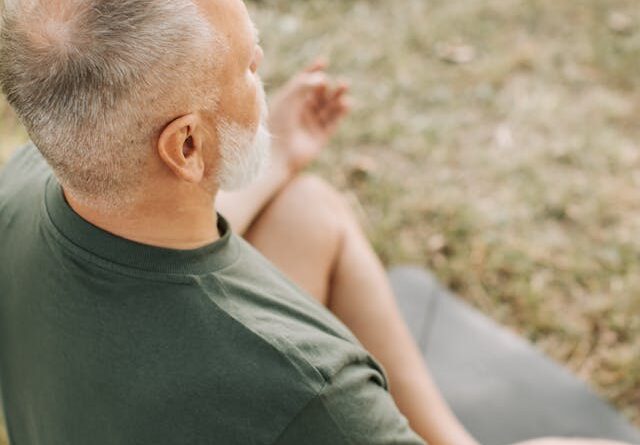 Dick Van Dyke credits his longevity to his positive outlook – and research says optimists live longer