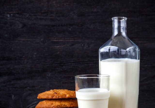 Breast cancer: is milk a risk factor?